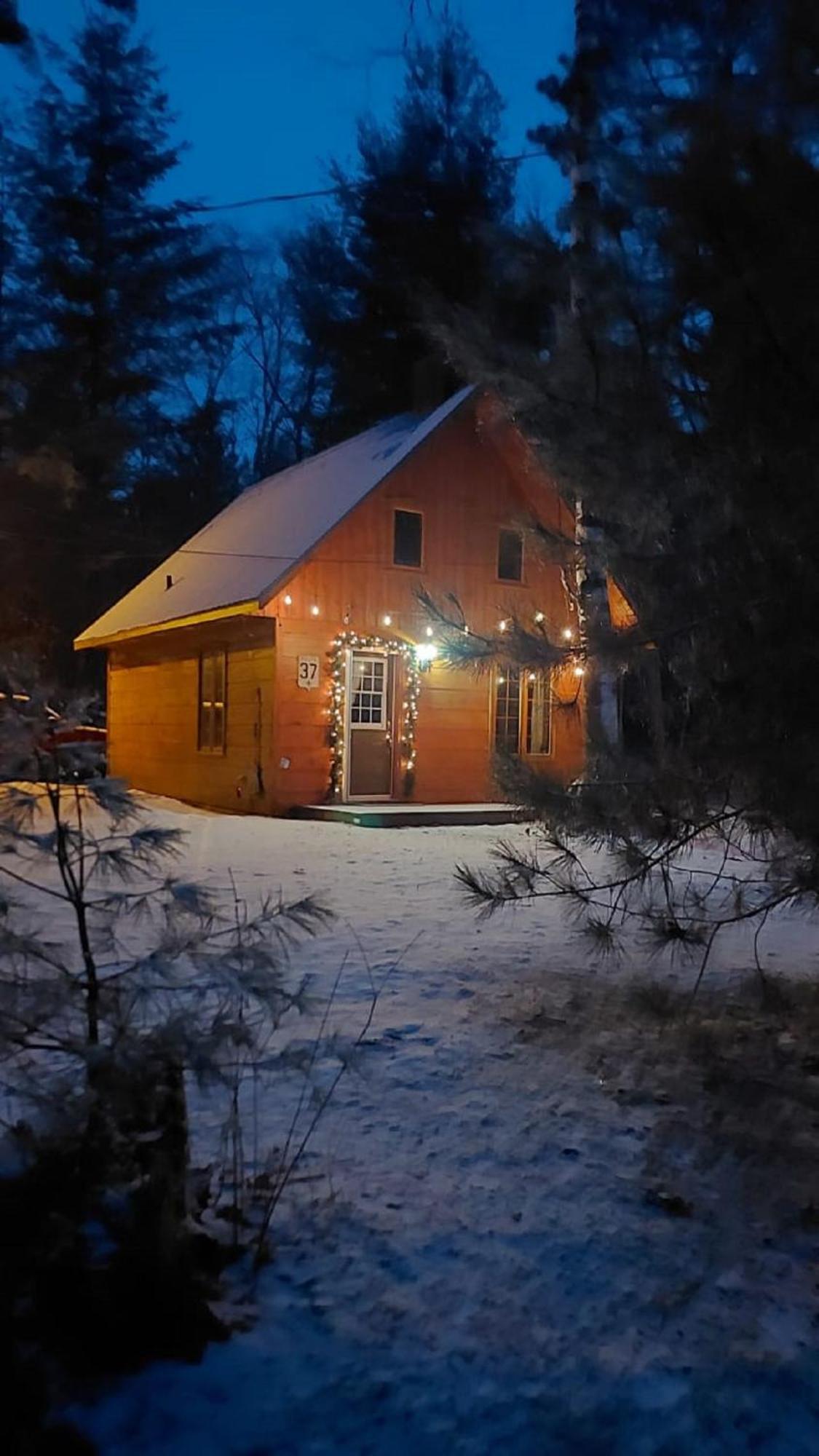 Les Chalets Sur Le Cap Saint Joachim Exterior foto